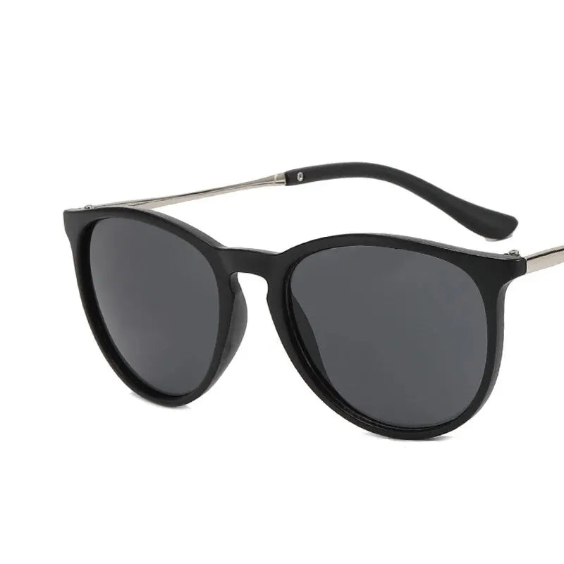 Trendy Sunglasses Fashion Women Sun Glasses Metal round Cat Eye Eyewears Men Leisure Shopping Luxury Eyeglasses for Party Travel